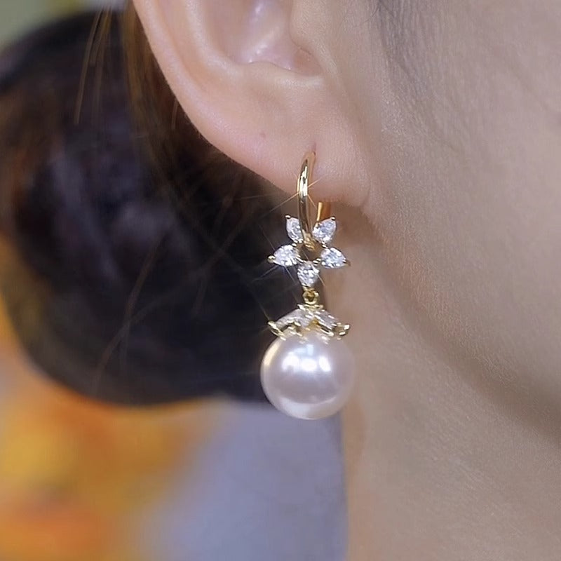 White Pearl Flower Zirconia Earrings