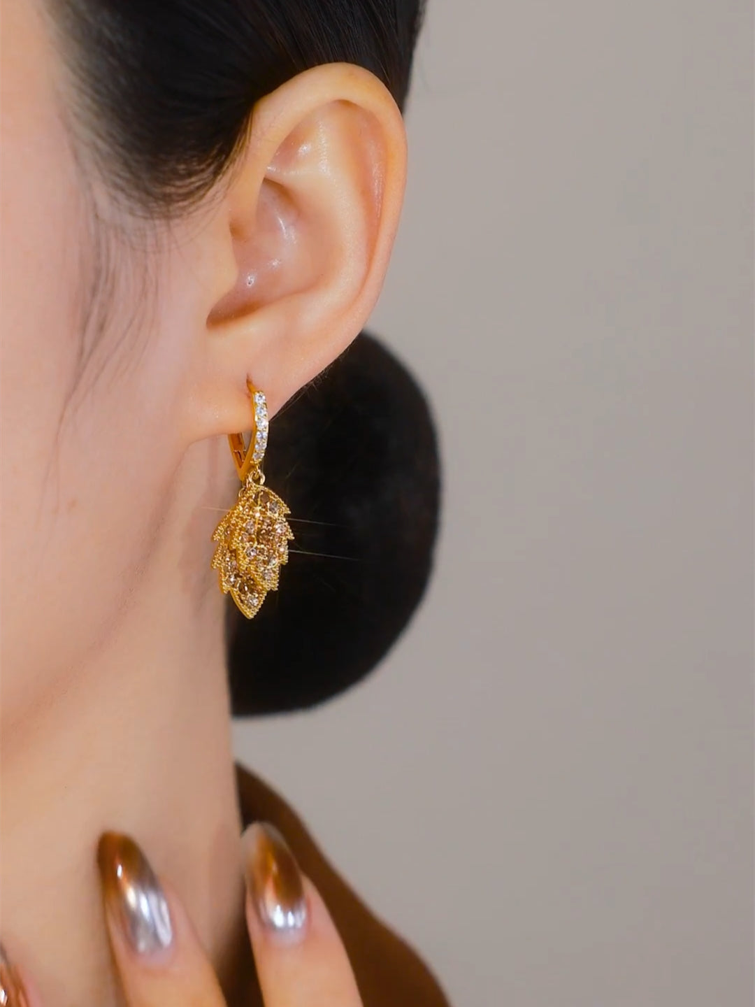 Fashionable Caramel Color Double Leaf Earrings With Diamonds Women's Accessories