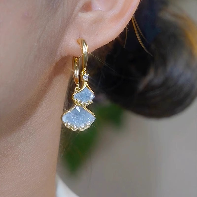 Elegant And Fashionable Ginkgo Leaf Earrings For Women