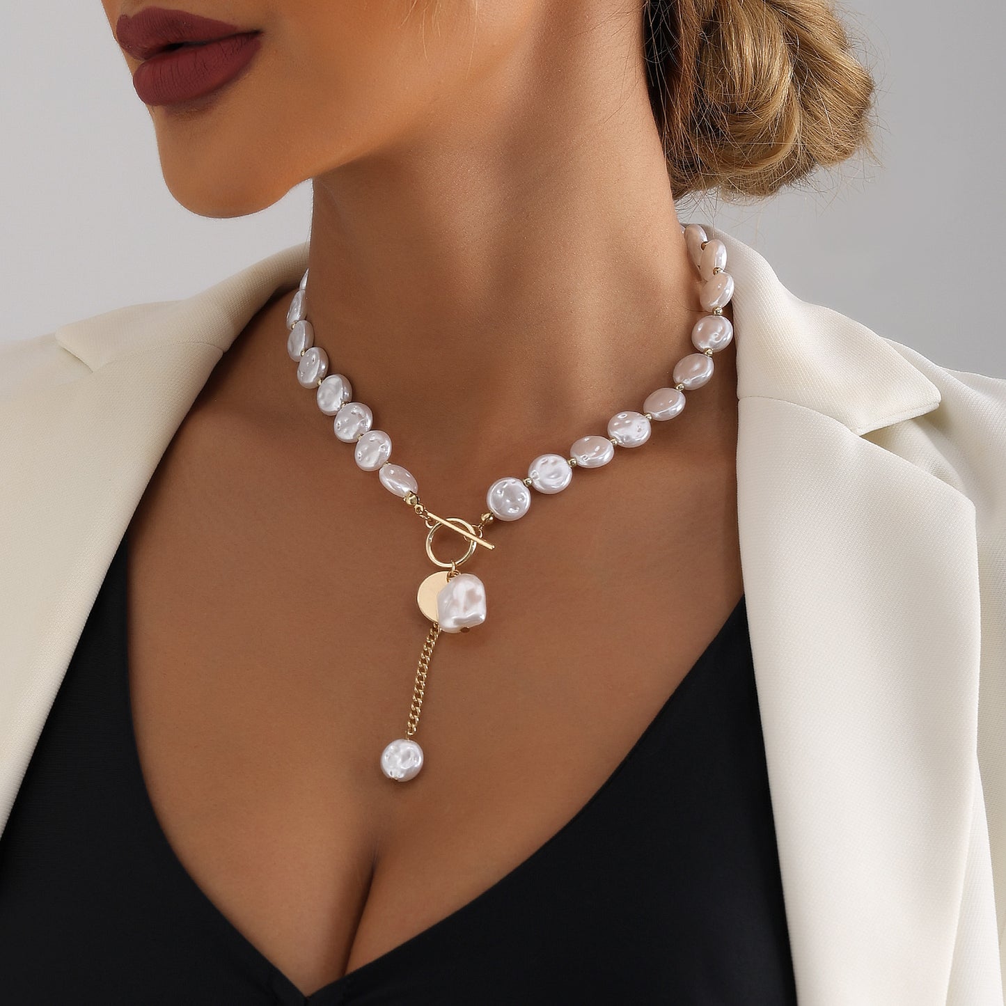 Simple Single Layer Pearl Necklace Tassel Sweater Chain