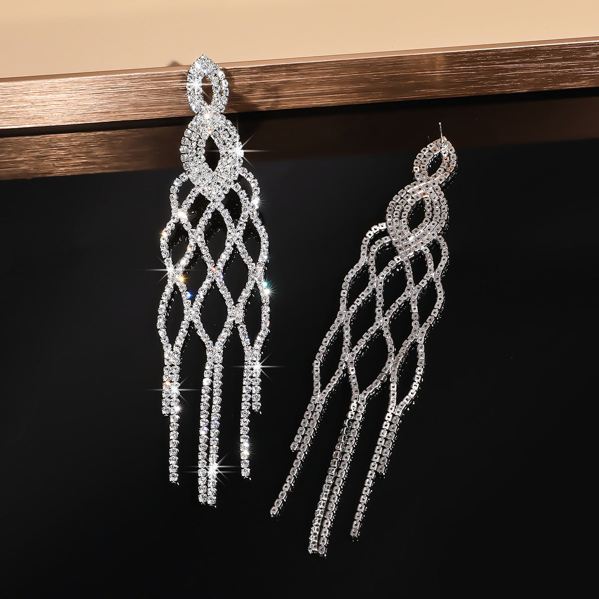 Women's Fashion Earrings Full Diamond Long Tassel Earrings Party Dress Accessories