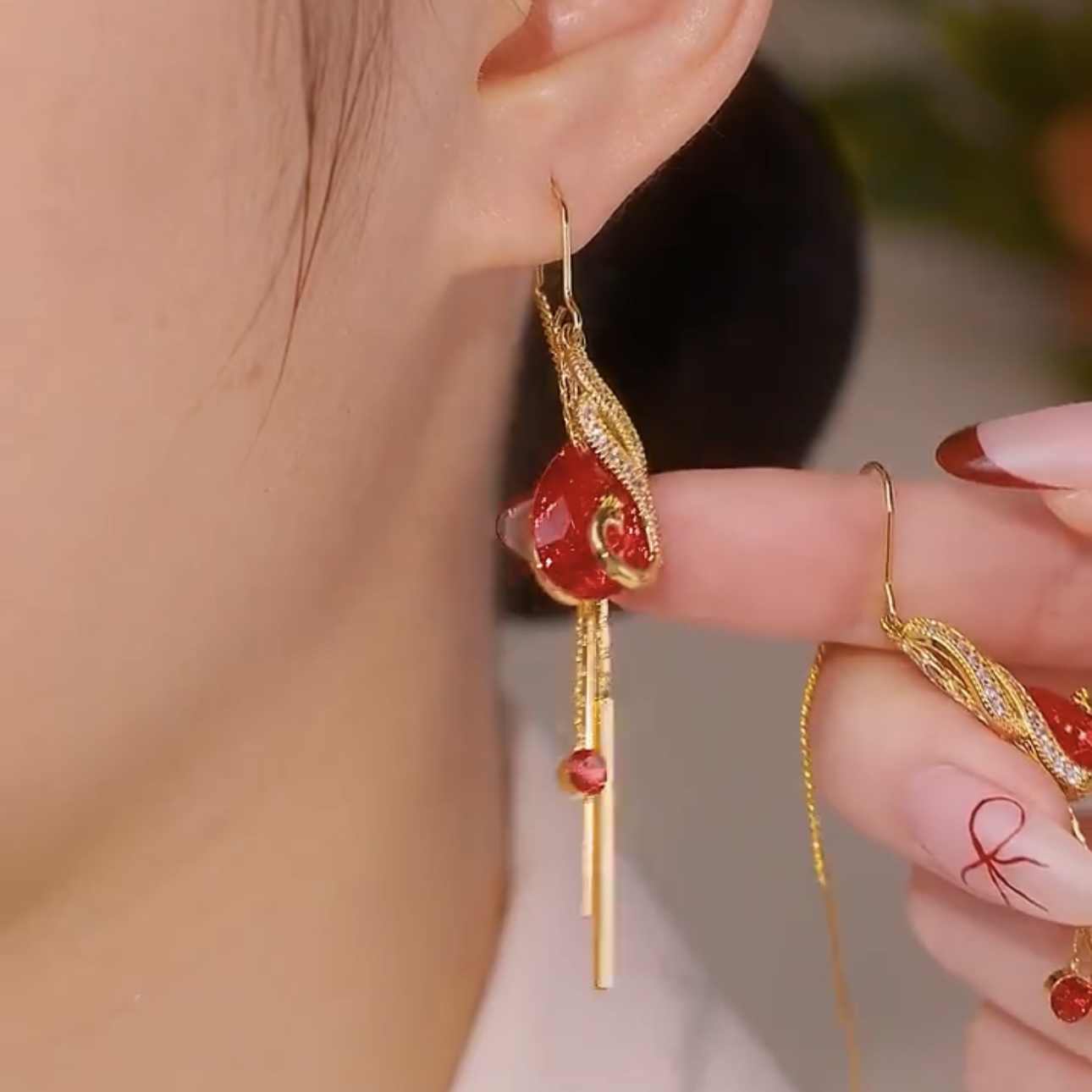 Women's Crystal Phoenix Anti-lost Festive Earrings