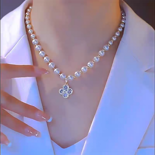 Women's French-Style Gentle & Sweet Clavicle Necklace