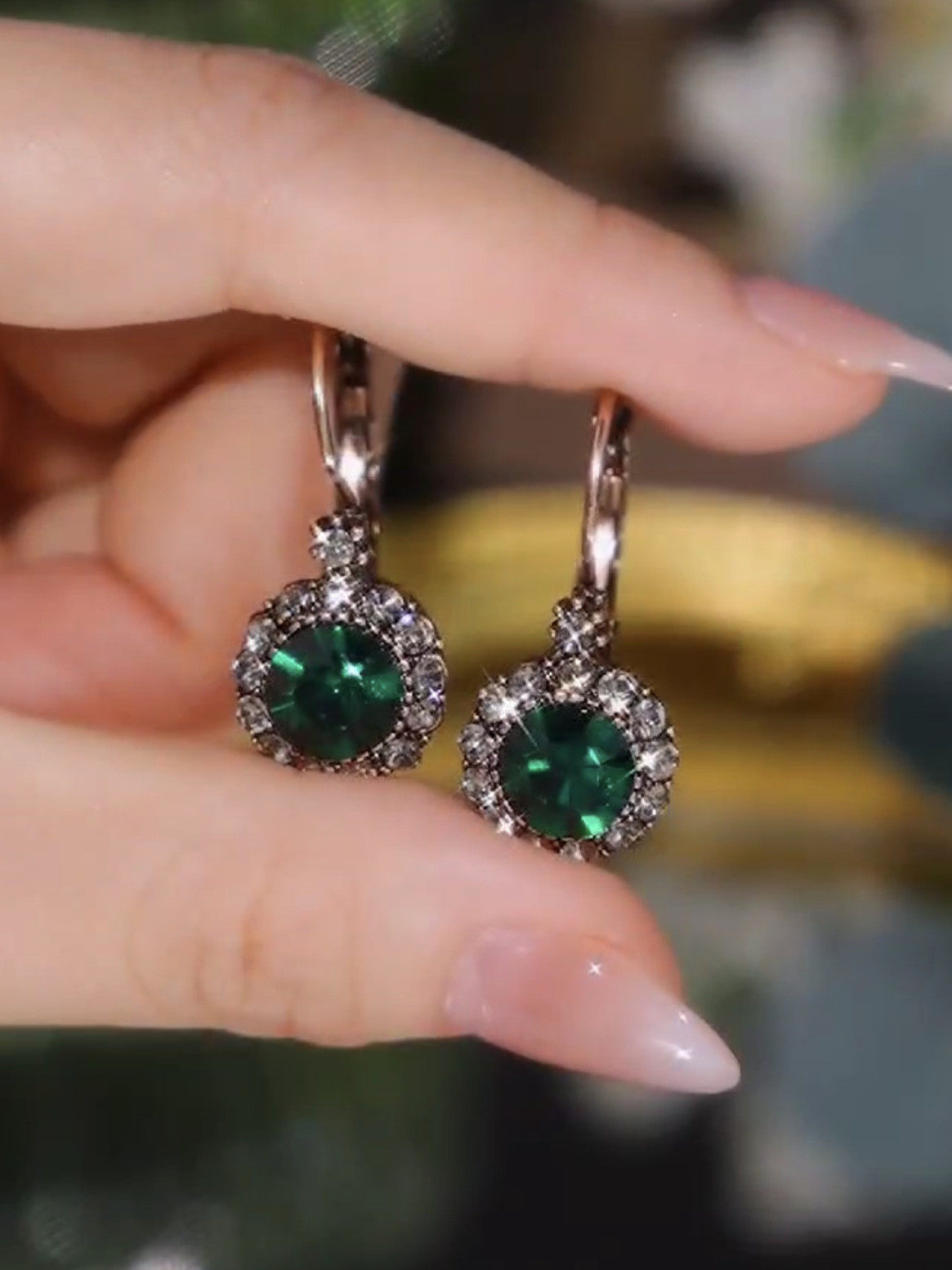 Retro-Style Green Crystal Hoop Earrings with Diamond Accents