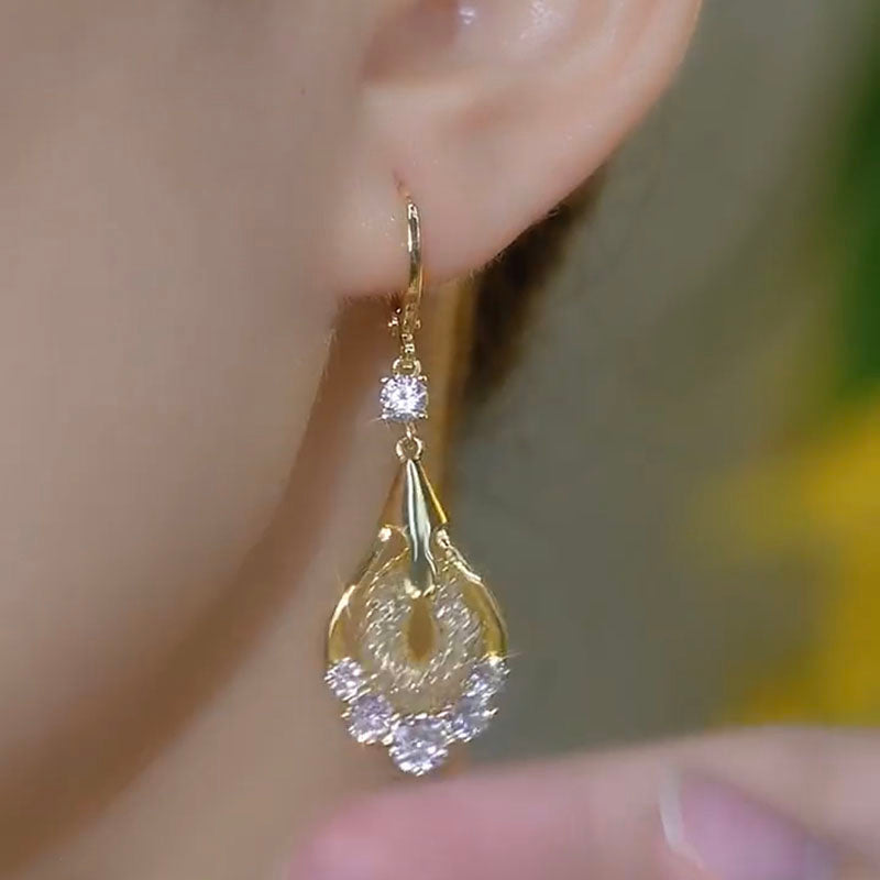 Design Gold Wire Mesh Water Drop Diamond Earrings