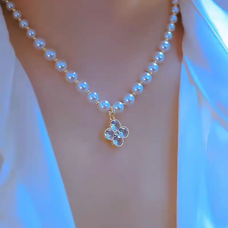 Women's French-Style Gentle & Sweet Clavicle Necklace